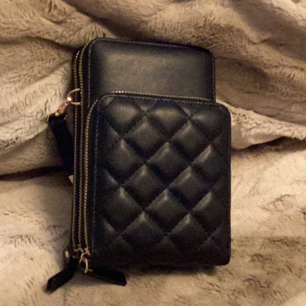 Elegant Black Quilted Women's Bag